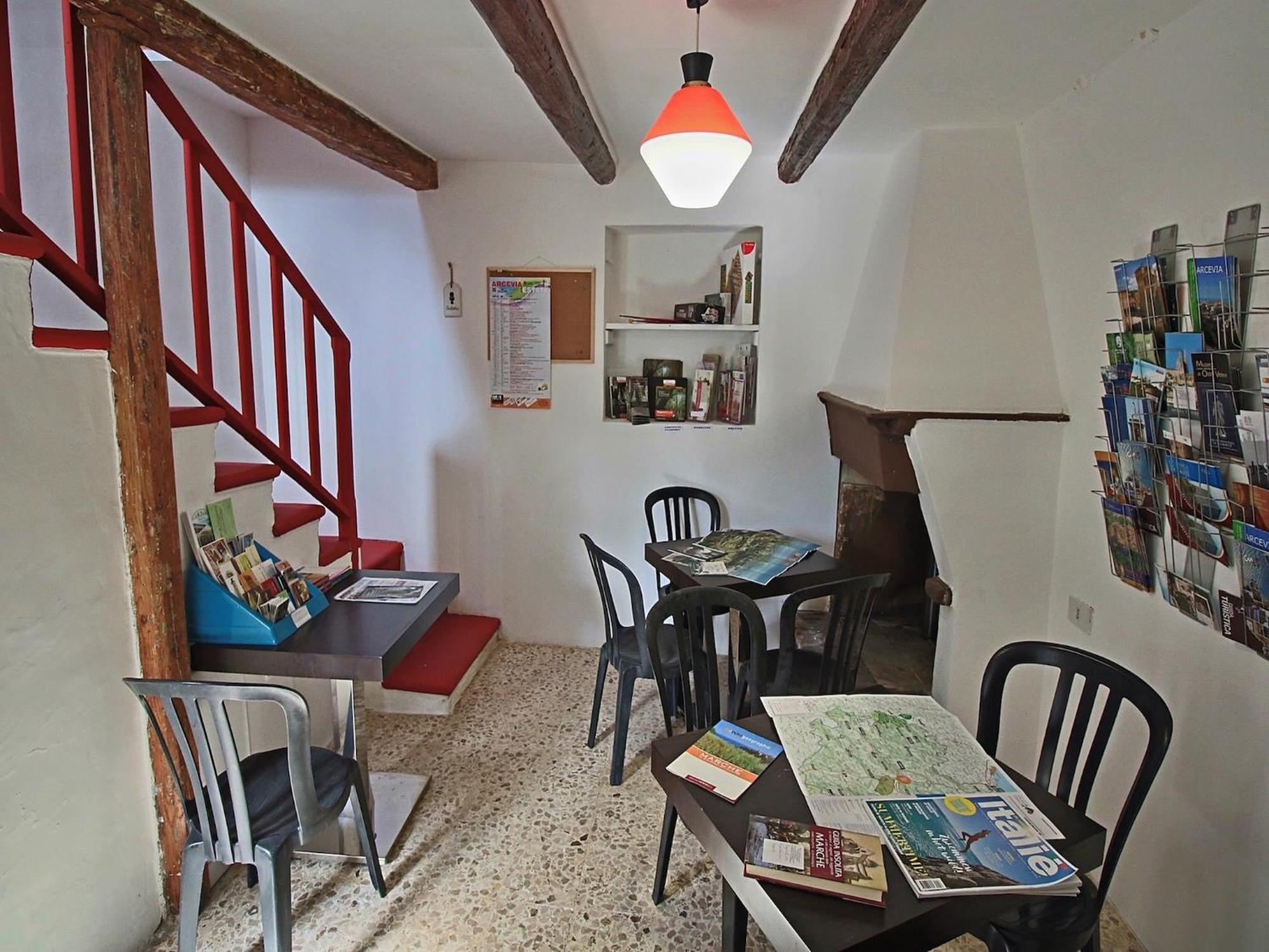 Nice Flat In Arcevia With Swimming Pool المظهر الخارجي الصورة
